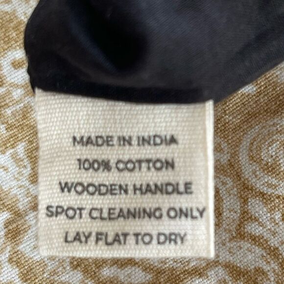 NWT The Gabby macrame bag with wood handle by Laude The Label - Picture 7 of 9